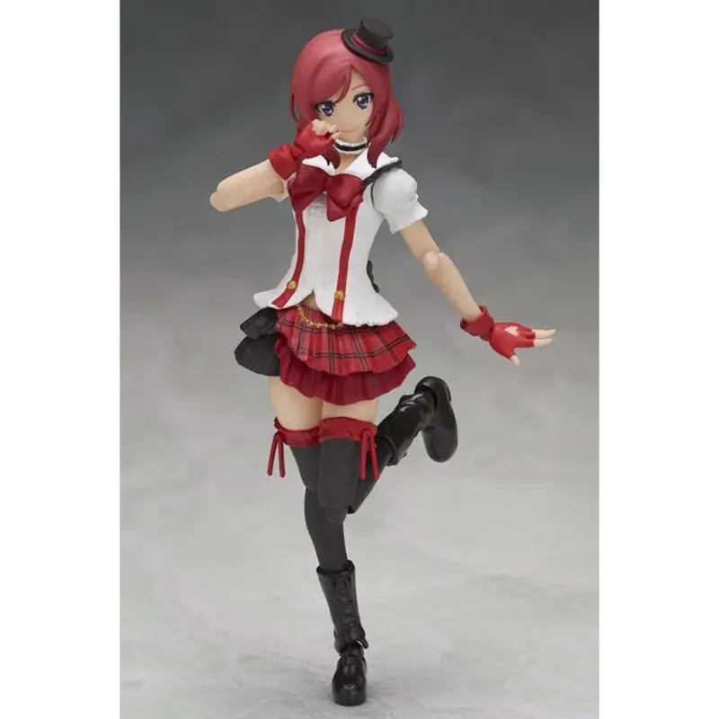 Bandai Nishikino Maki S.H.Figuarts 1