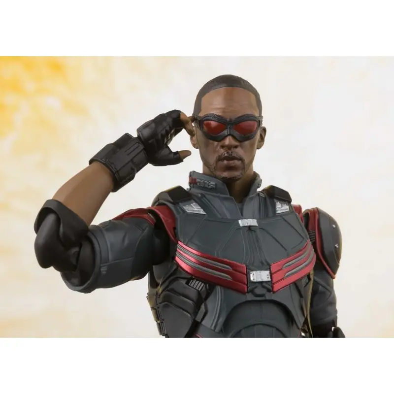 Bandai S.H. Figuarts Falcon Avengers Infinity War 1