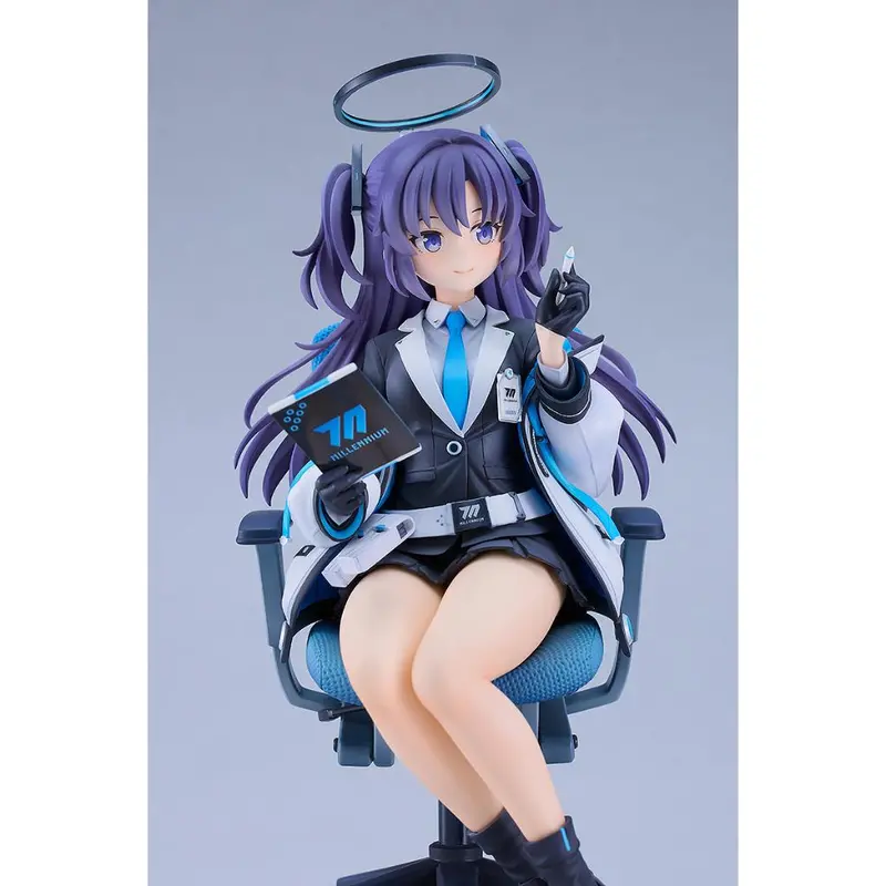 Blue Archive - Yuuka Daily Life Of A Treasurer Figurine 2