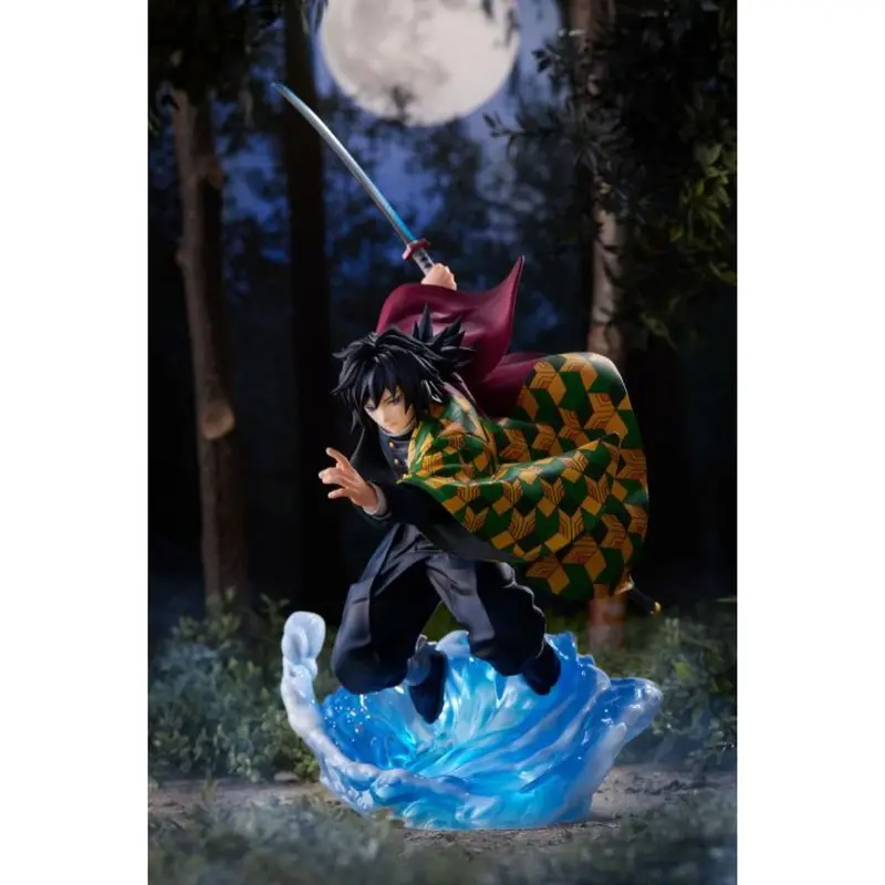 Demon Slayer: Kimetsu No Yaiba - Giyu Tomioka Figurine 1