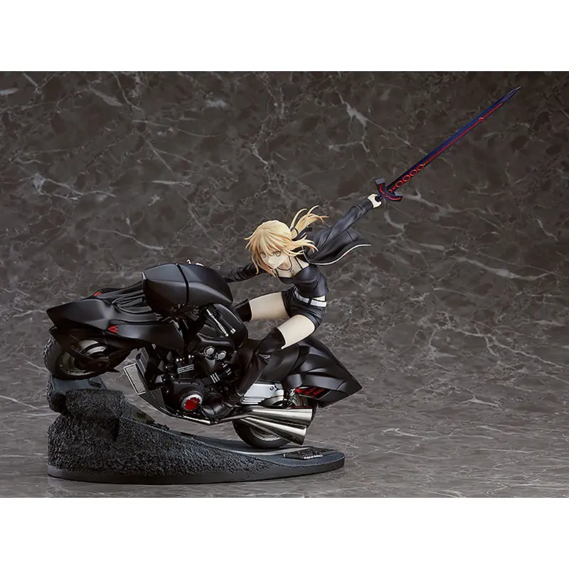 Fate/Grand Order - Saber/Altria Pendragon (Alter) & Cuirassier Noir Figurine (Reissue) 1