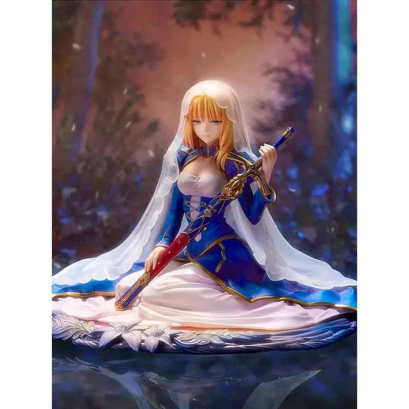 Fate/Stay Night - Saber Garden Of Avalon Figurine 1