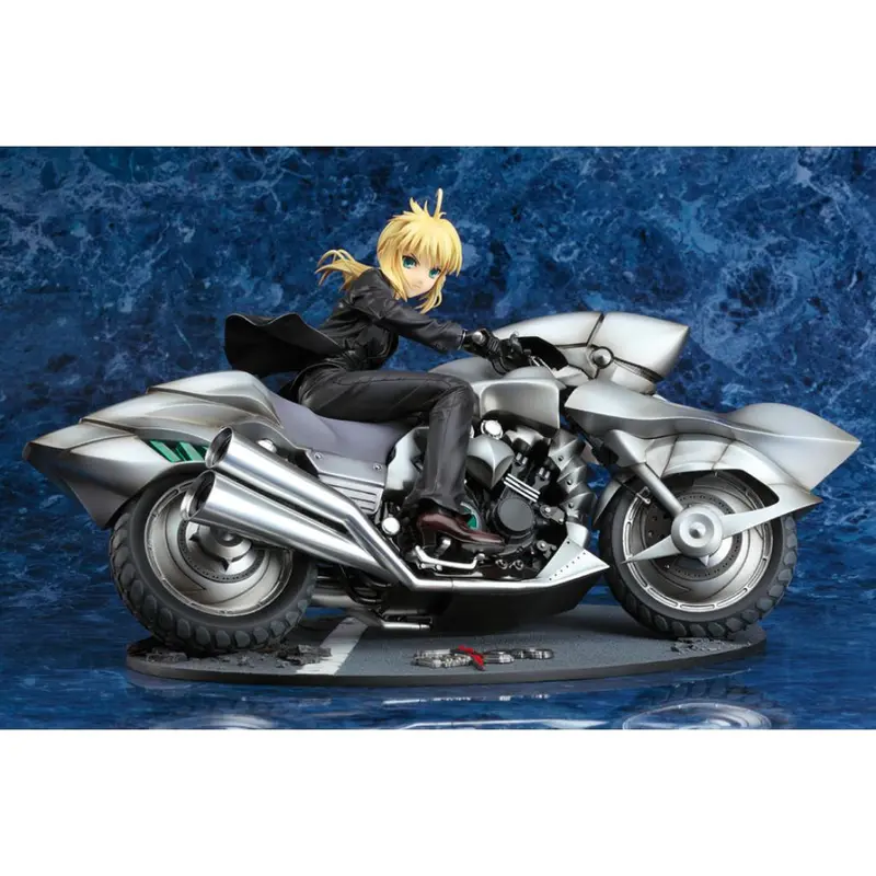 Fate/Zero - Saber & Saber Motored Cuirassier Figurine (3Rd Reissue) 1