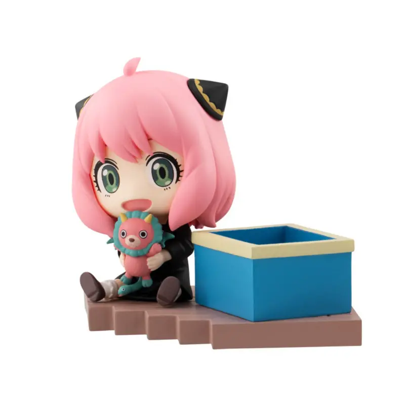 Furyu Anya Forger Spy X Family Loid & Anya Hold Figure Mini 1
