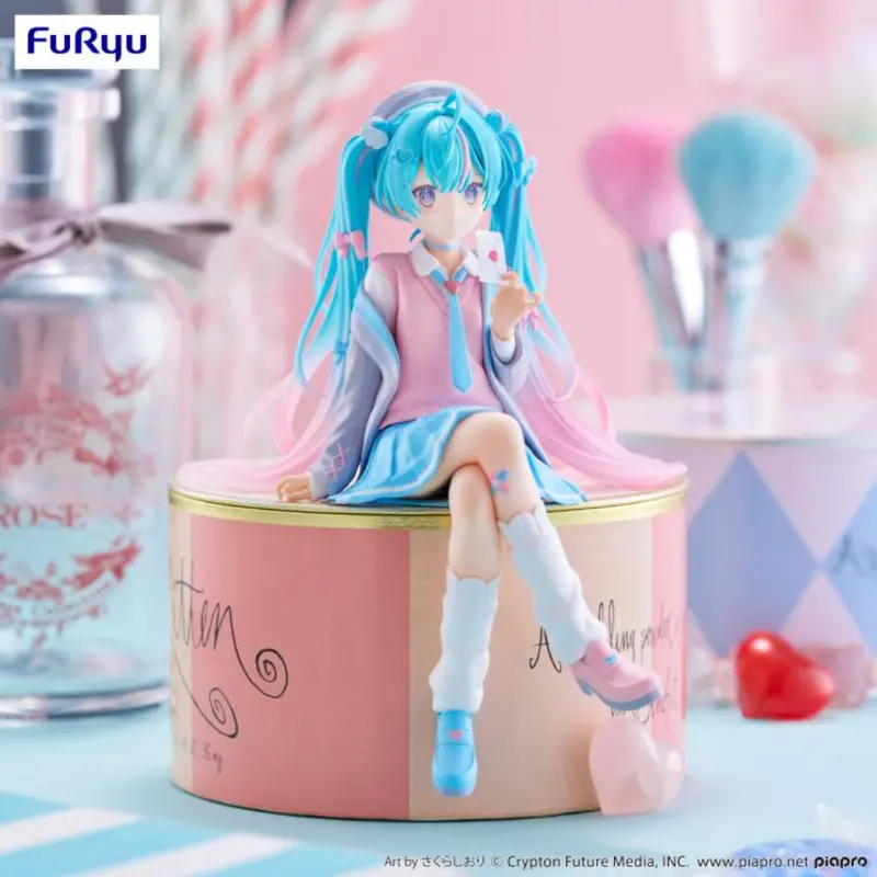 Furyu Hatsune Miku Love Blazer Noodle Stopper Figure 1