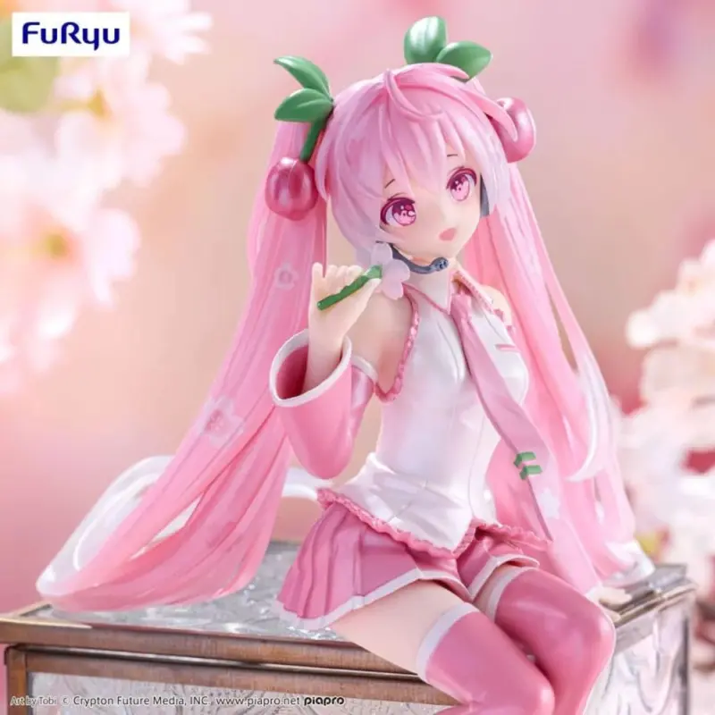 Furyu Sakura Miku 2024 Pearl Color Ver. Noodle Stopper Figure 2