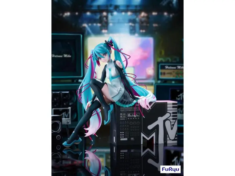 Hatsune Miku × Mtv 1/7 Scale Figure 1