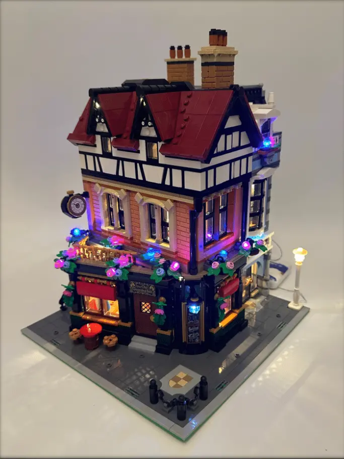 Lego 10350 Hoekpand In Tudorstijl Verlichtingset 1
