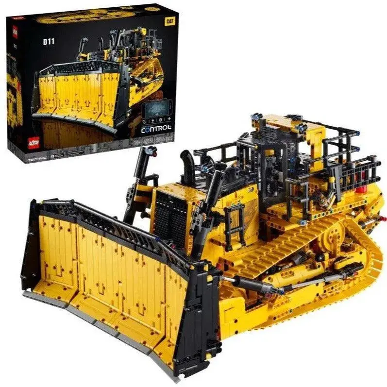 Lego Cat D11 Bulldozer 42131 Technic 1