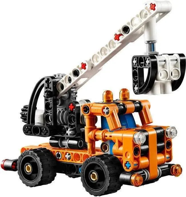 Lego Cherry Picker 42088 Technic 2