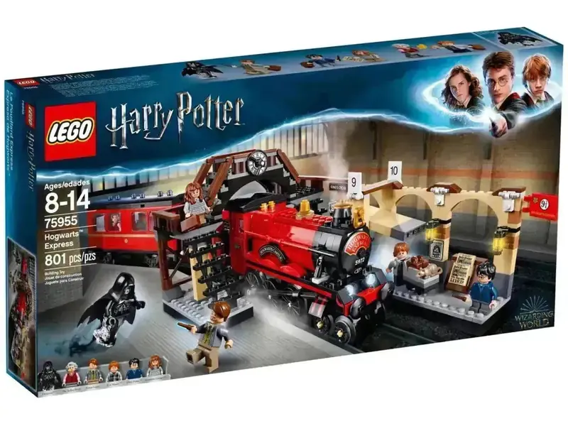 Lego Hogwarts Express Train Departs From King's Cross Station 75955 Harry Potter 2