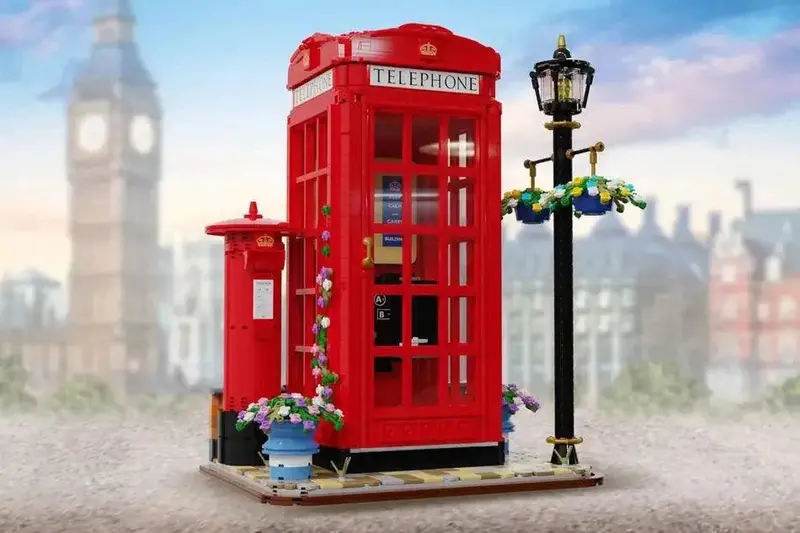 Lego Ideas Red London Telephone Box 1
