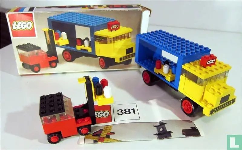 Lego Lorry And Fork Lift Truck 381 Legoland 1