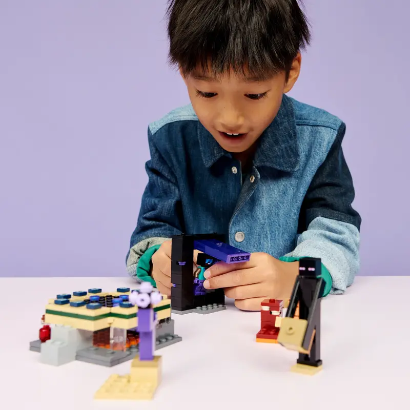 Lego® Minecraft® Reis Naar De Nether En Het End-Portaal - Gamingset - Bouwspeelgoed - Cadeau - 21584 2