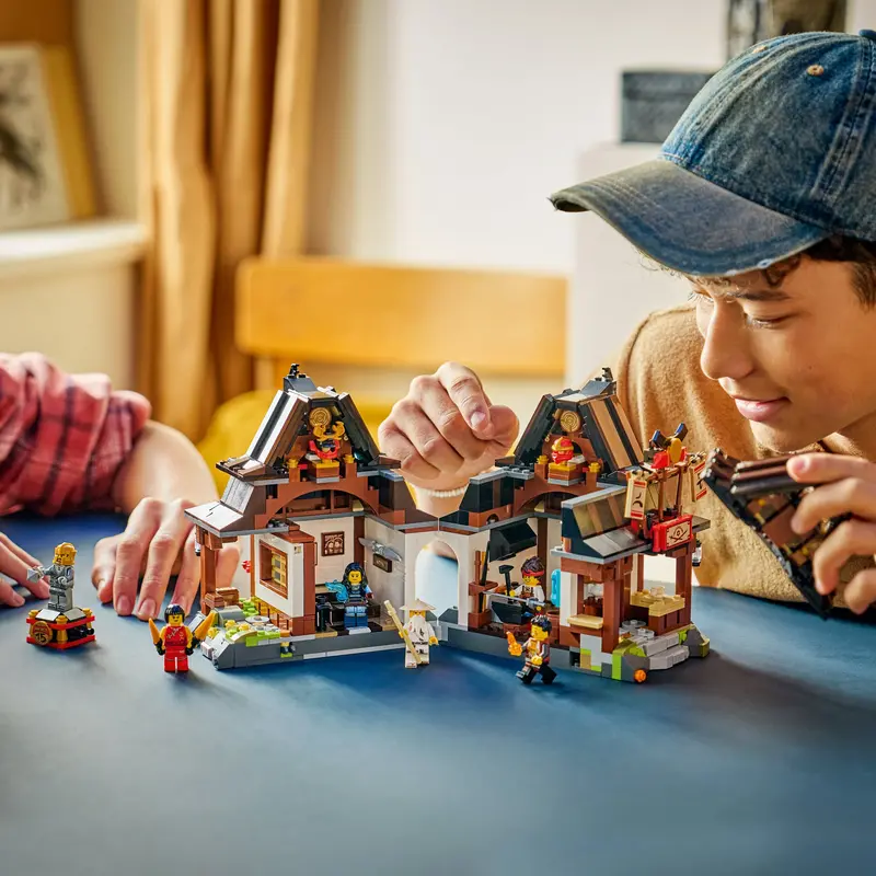 Lego® Ninjago® 15-Jarig Jubileum: Smederij De Vier Wapens - Bouwset - 6 Minifiguren - 71858 2