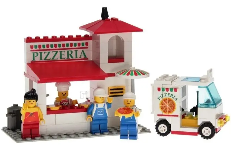 Lego Pizza-To-Go 10036 Town 1