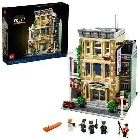 Lego Police Station 10278 Creator Expert 1