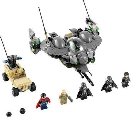 Lego Superman: Battle Of Smallville 76003 Superman 2