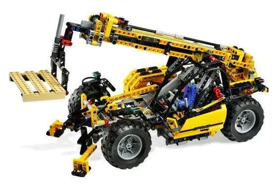 Lego Telescopic Handler 8295 Technic 1