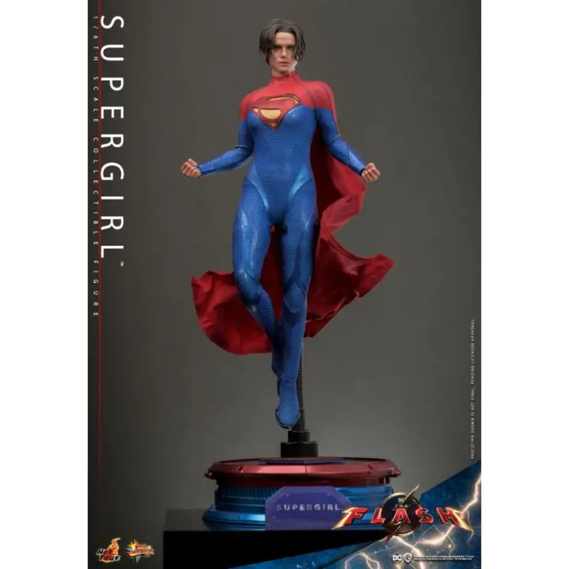 Mms715 The Flash - 1/6 Scale Supergirl 1