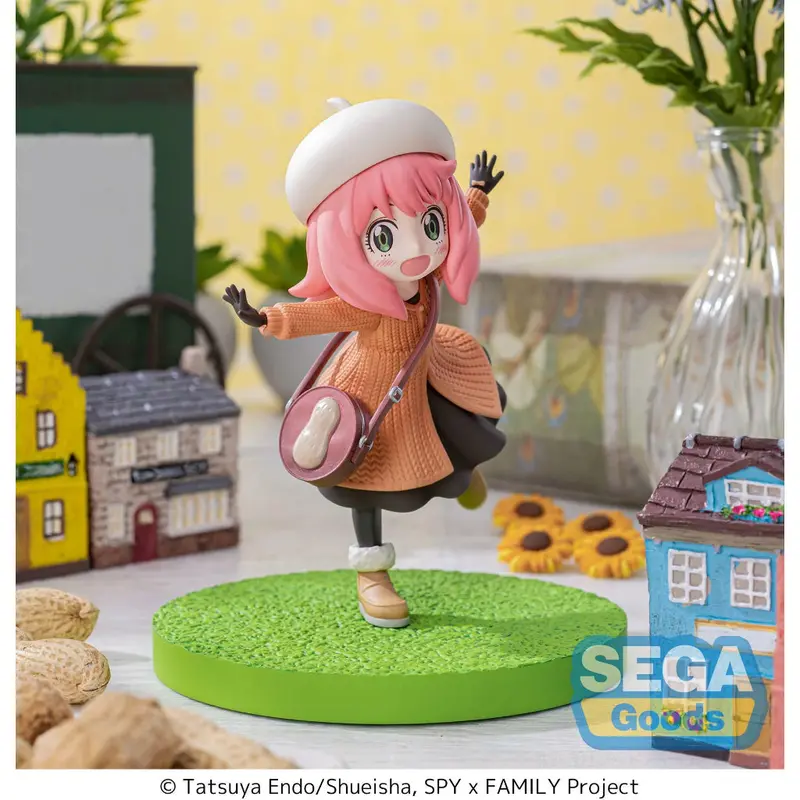 Sega Anya Forger Outing Ver Luminasta Spy X Family Figure 1