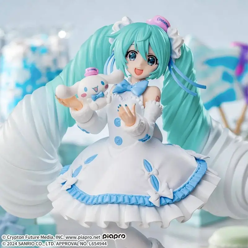 Sega Hatsune Miku Cinnamoroll White Dress Ver. Luminasta Figure 2