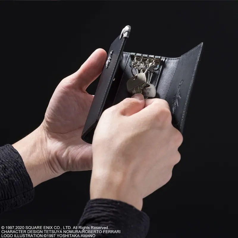 Square Enix Final Fantasy Vii Remake Key Case Wallet - Sephiroth 2