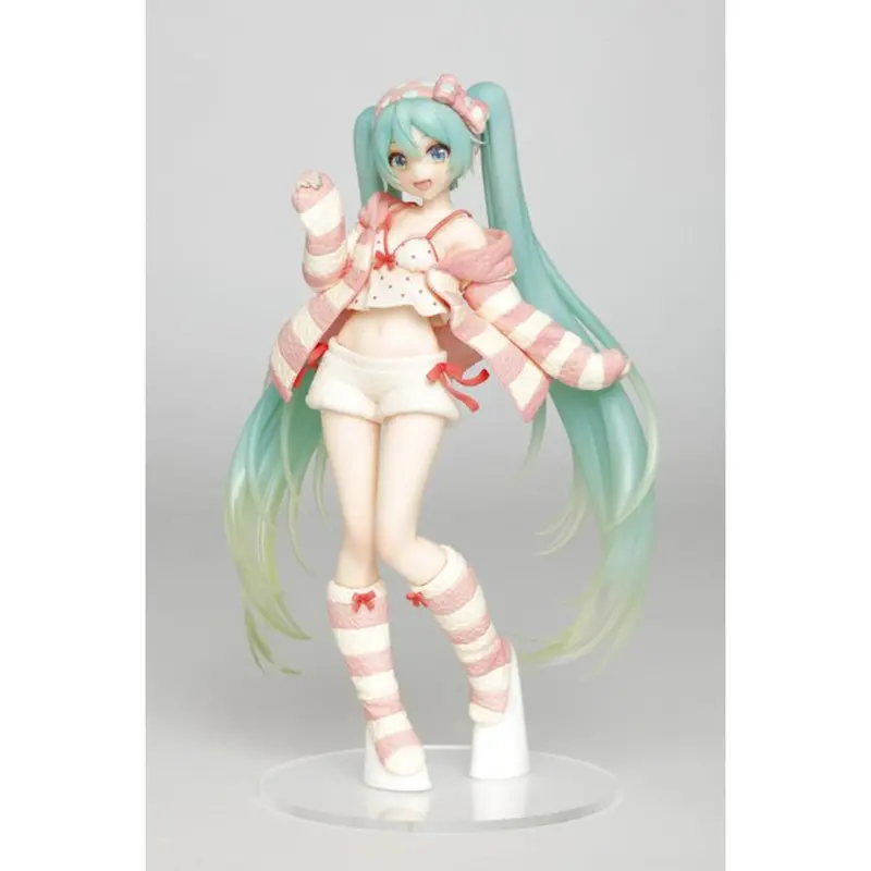 Taito Hatsune Miku Room Wear Ver Figure 1