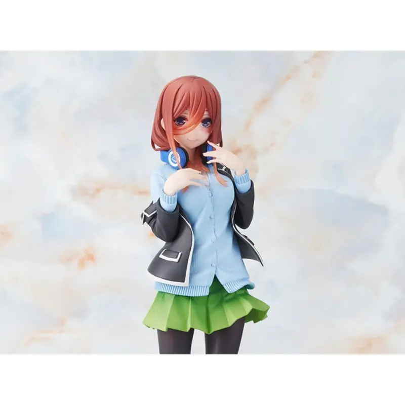 Taito Nakano Miku Uniform Ver The Quintessential Quintuplets Coreful Figure 1