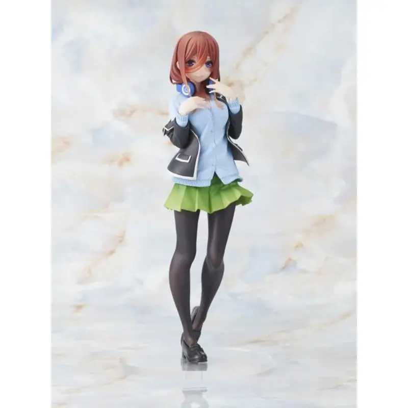 Taito Nakano Miku Uniform Ver The Quintessential Quintuplets Coreful Figure 2