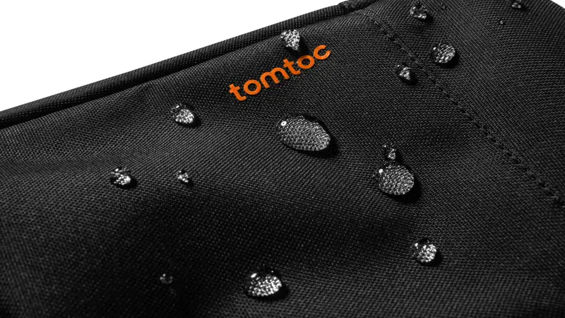 Tomtoc Gameon-G49 Nintendo Switch 2 Travel Bag - Black 2