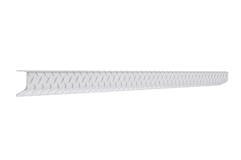 Deezee Brite-Tread Tailgate Protector Cap For 2019–2023 Chevrolet Silverado 1