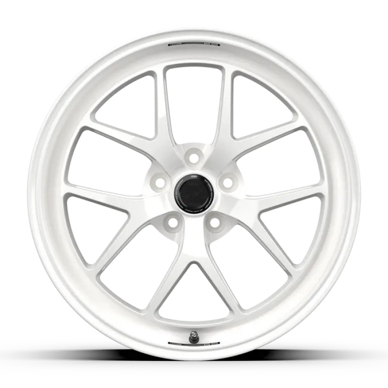 Fifteen52 Sector Rsr Forged Alloy Wheel – 19×9.5, 5×114.3 Bolt Pattern, 38Mm Offset, 73.1Mm Hub Bore, Rally White Finish 1