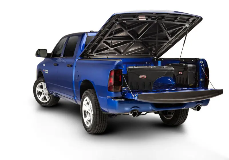 Undercover Swingcase Bed Storage Box – Driver Side, Black Smooth Finish For 2007–2018 Chevy Silverado 1500 1